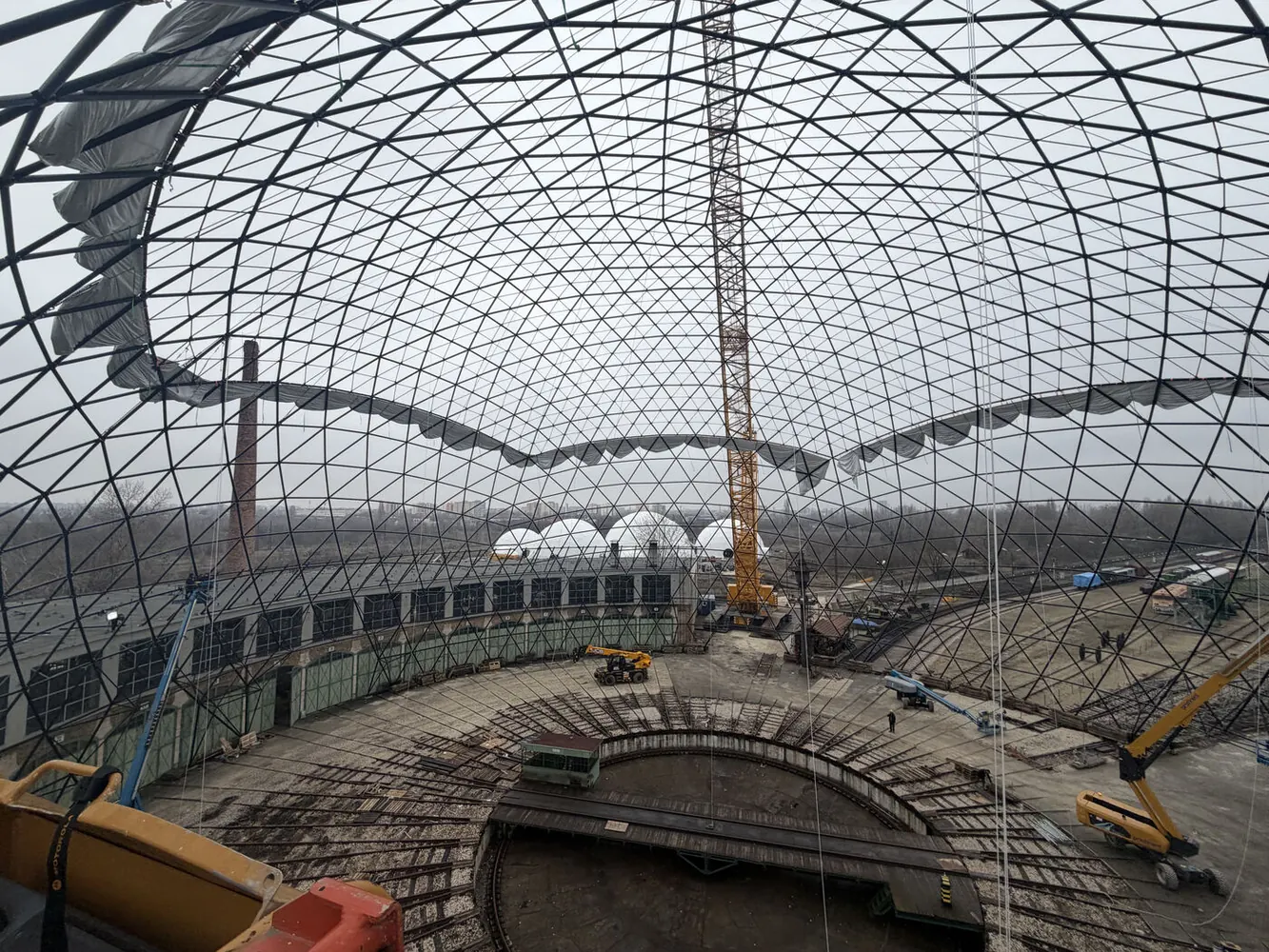 Gigadome / Polidome acélszerkezet